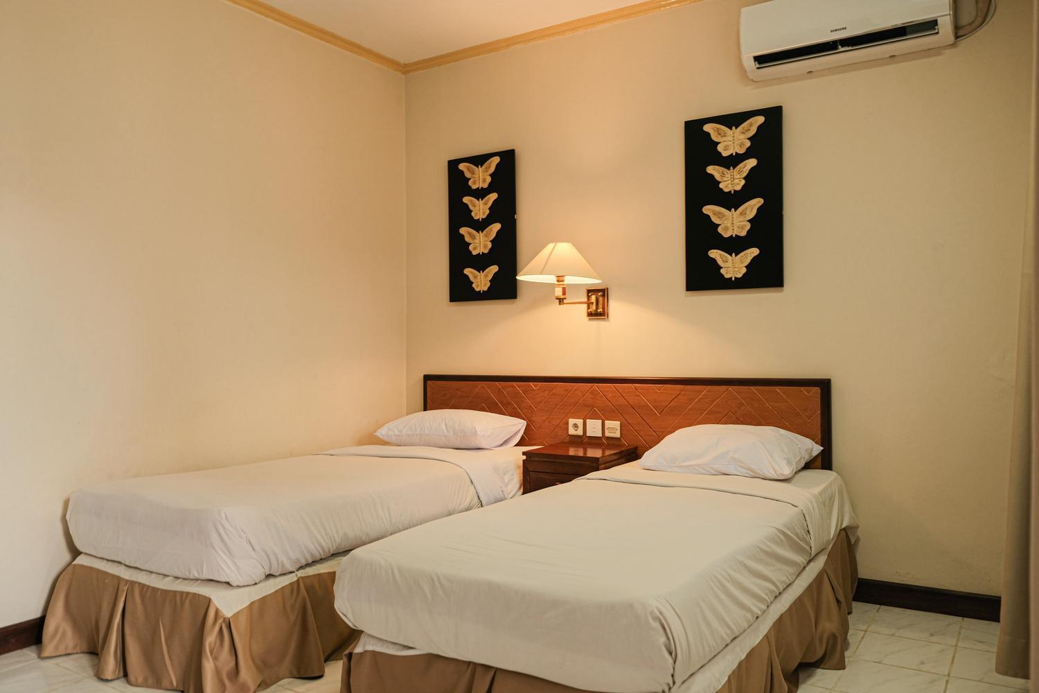 Royal Brongto Hotel Yogyakarta Exterior foto